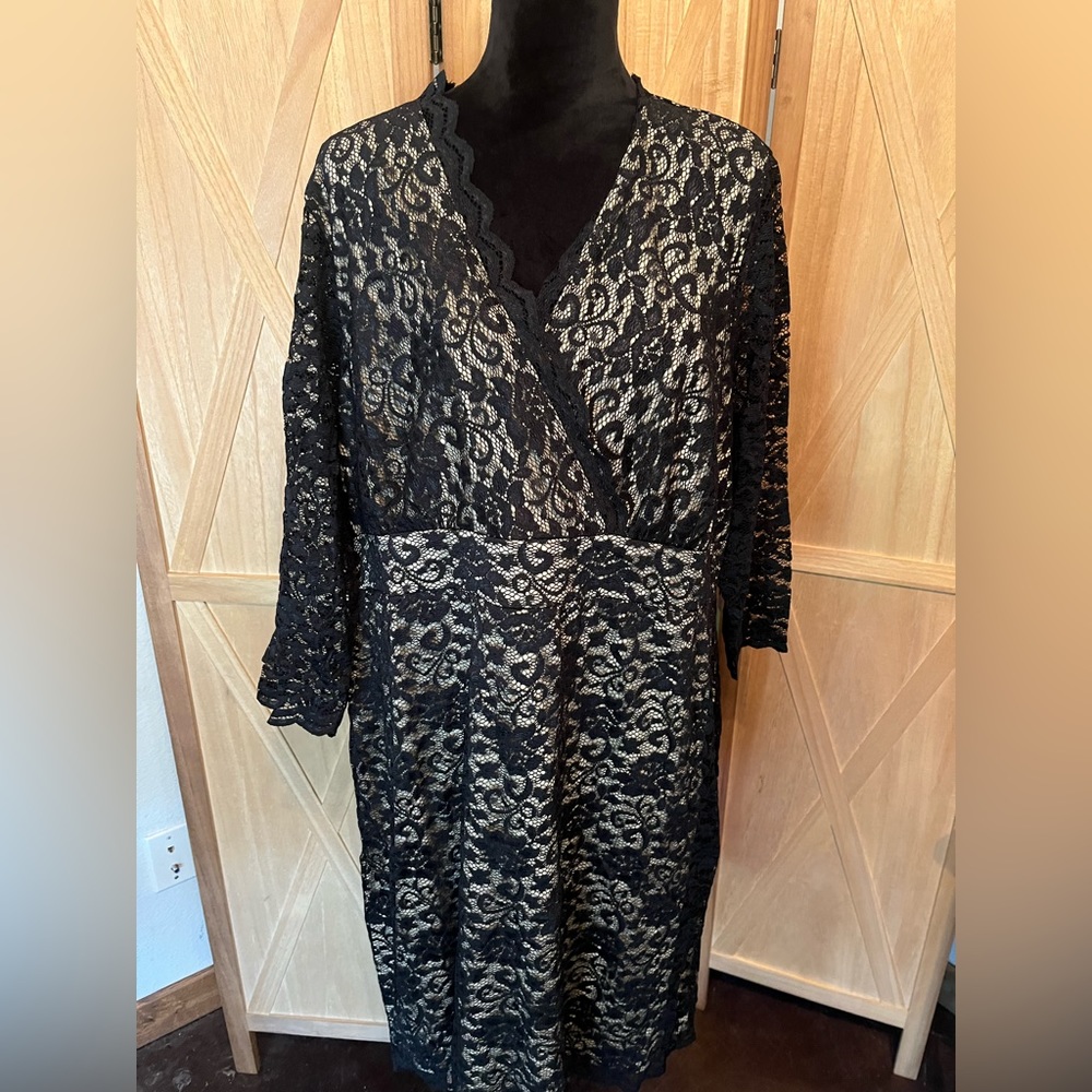 Lace long sleeve dress
